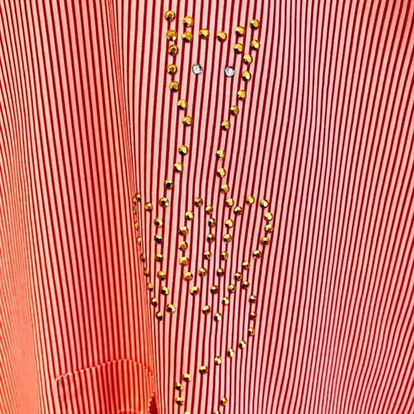 Women’s oversized 3X Collard Cotton, button up, long sleeve blouse. Red/White. - Picture 13 of 16